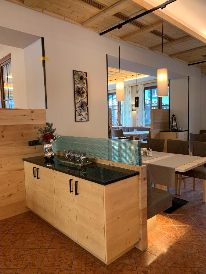 Hotel Alpenrose Muehlbach Am Hochkoenig エクステリア 写真