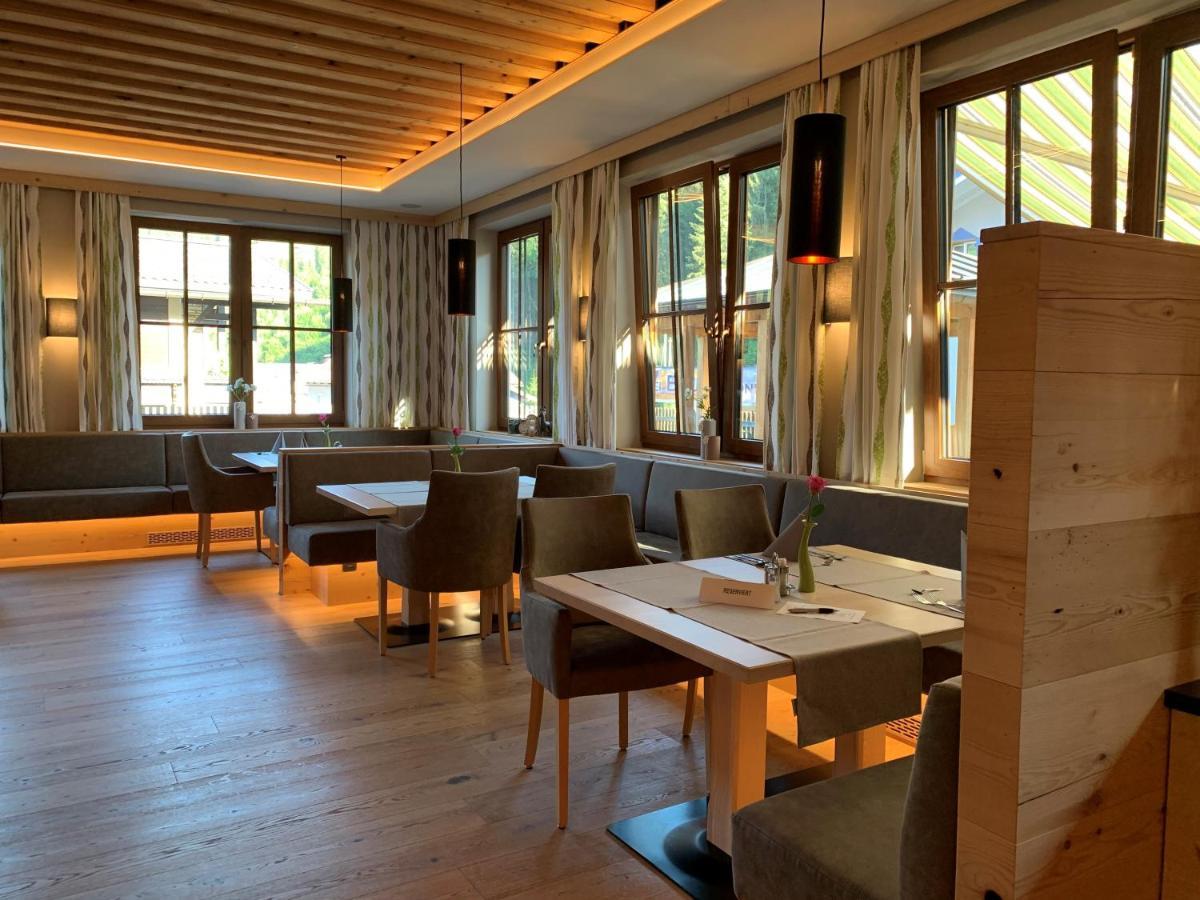 Hotel Alpenrose Muehlbach Am Hochkoenig エクステリア 写真