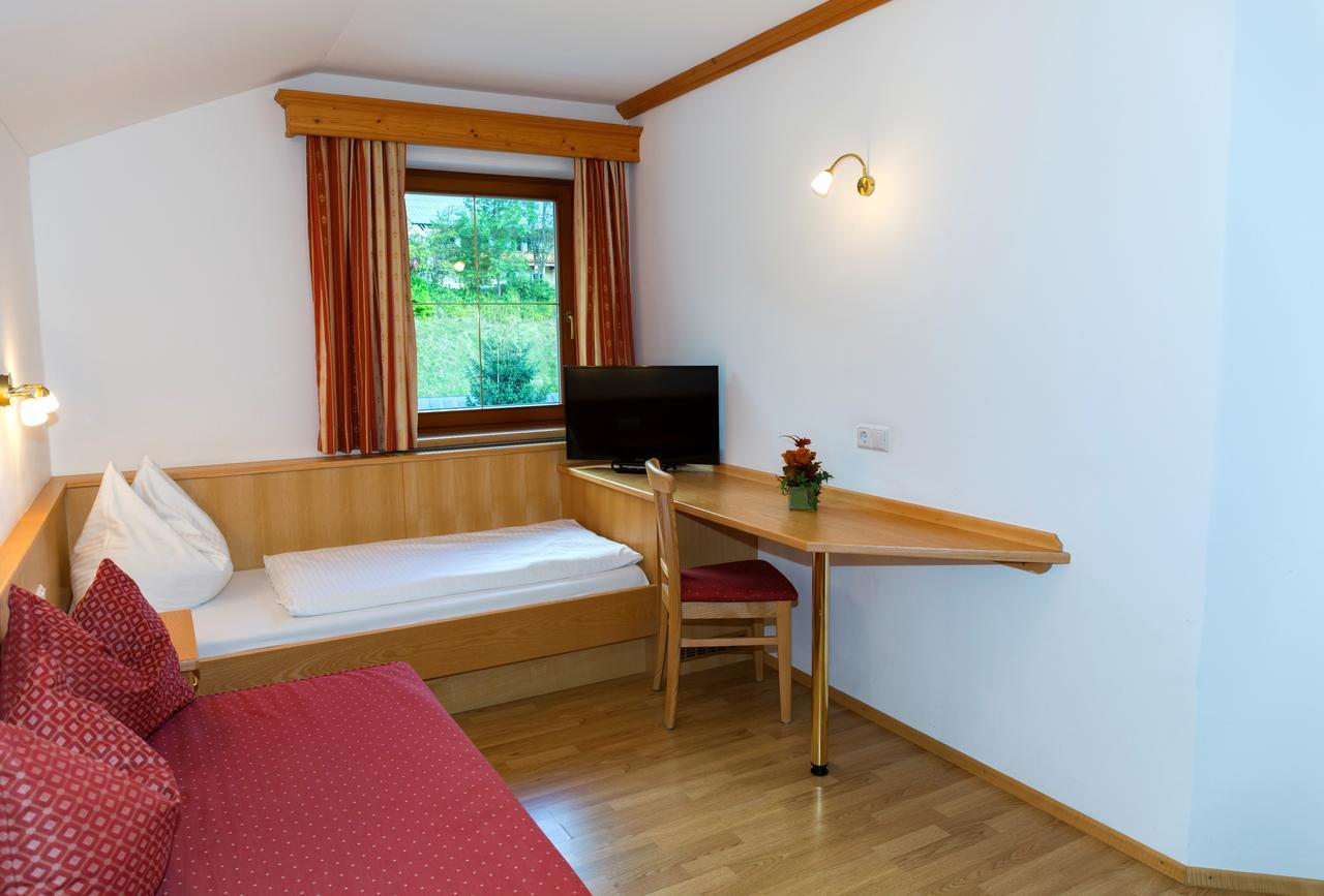 Hotel Alpenrose Muehlbach Am Hochkoenig エクステリア 写真